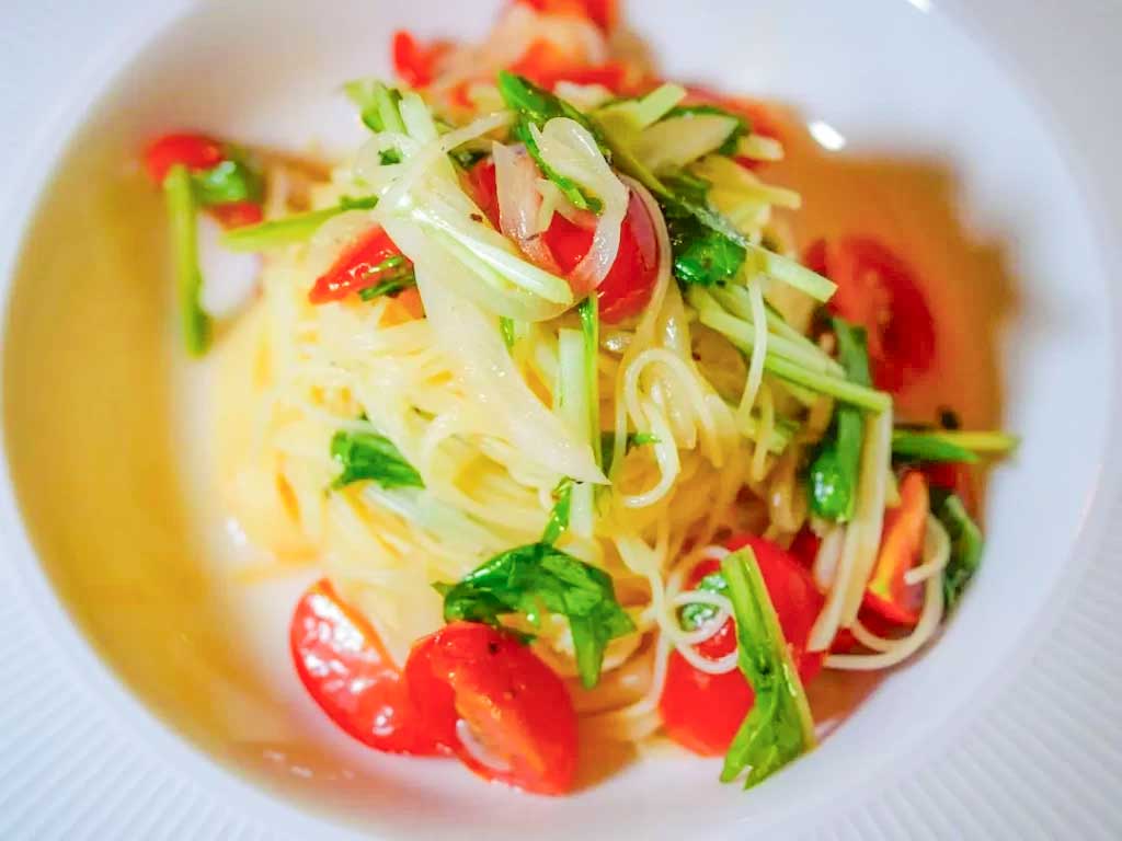 夏におすすめ！イチオシ！梅酢とミニトマトの冷製パスタ