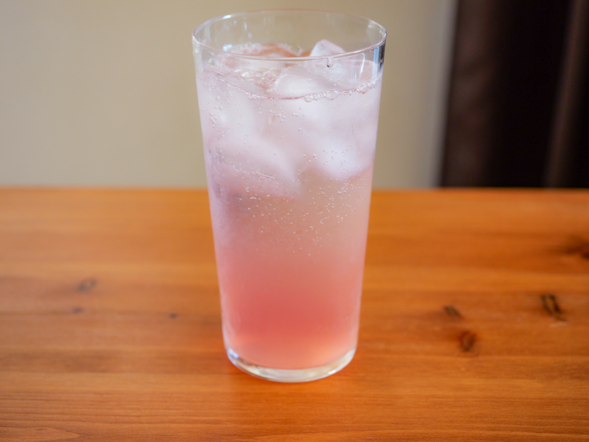 梅酢とリンゴ酢の甘じょっぱサワー