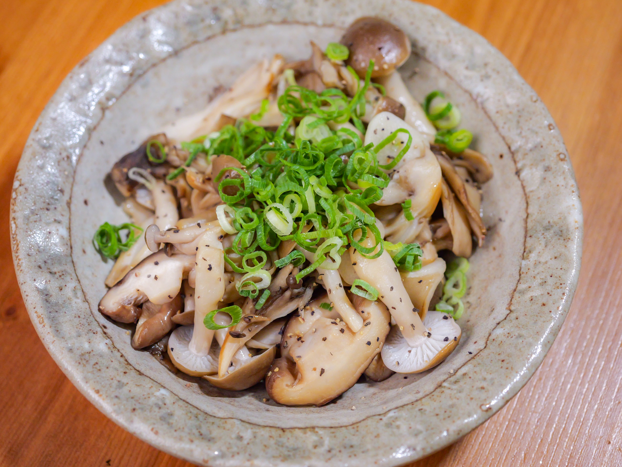 きのこの梅酢酒蒸し