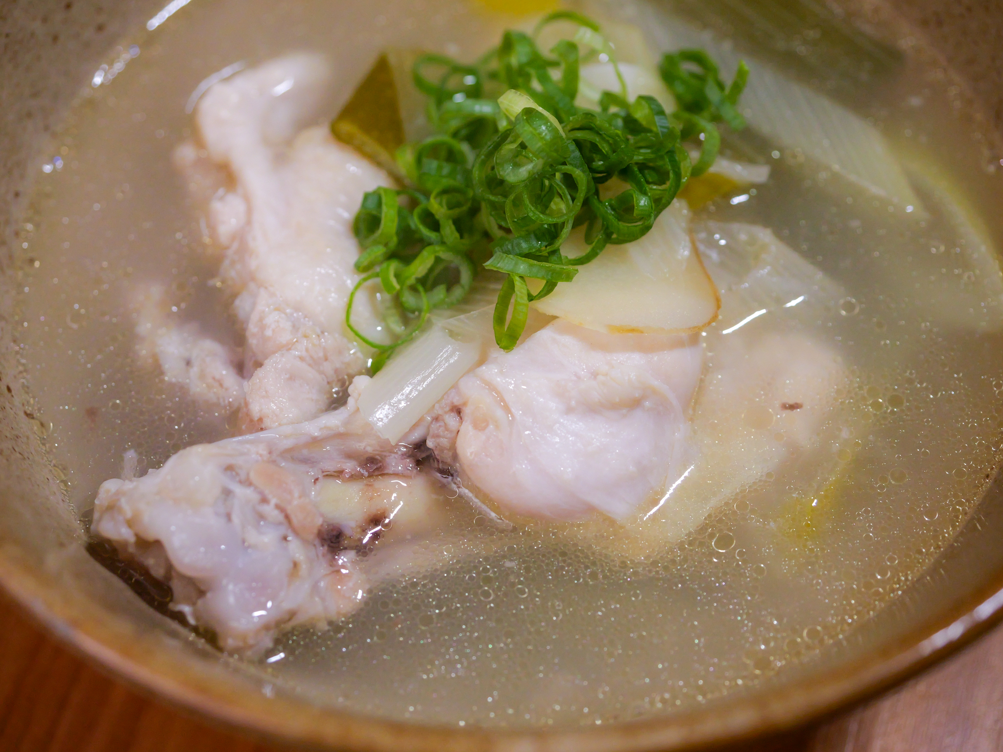 手羽元の梅酢スープ　参鶏湯風