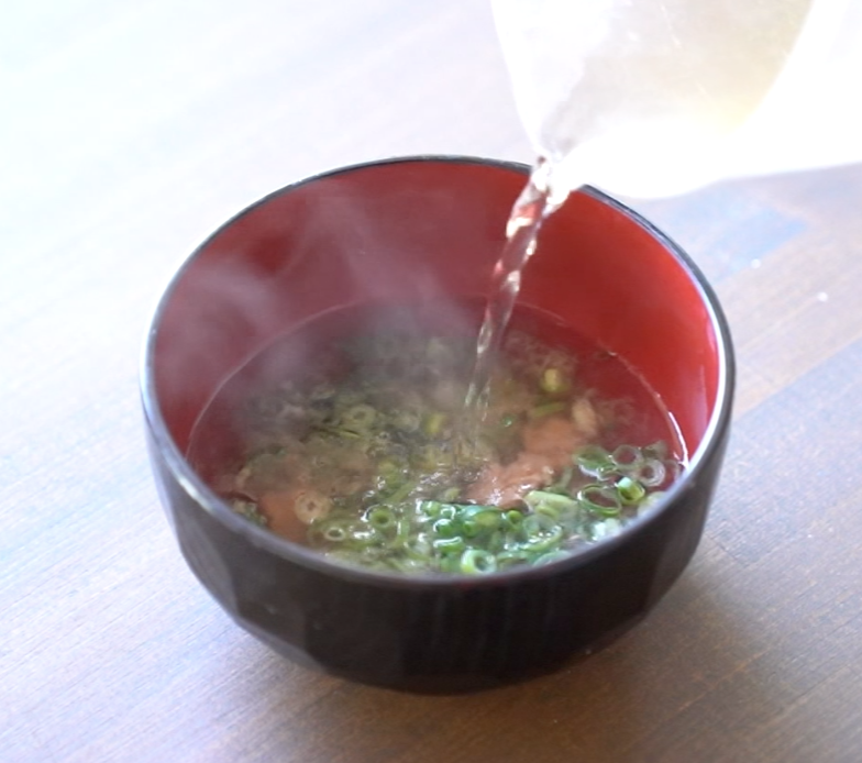 即席梅干しスープ